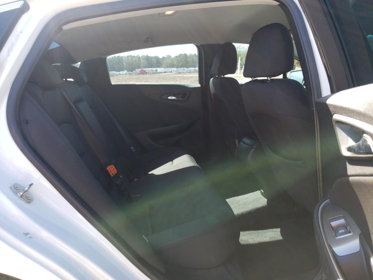 Photo 6 from auction – 2016 CHEVROLET MALIBU LS with VIN 1G1ZB5ST8GF273466