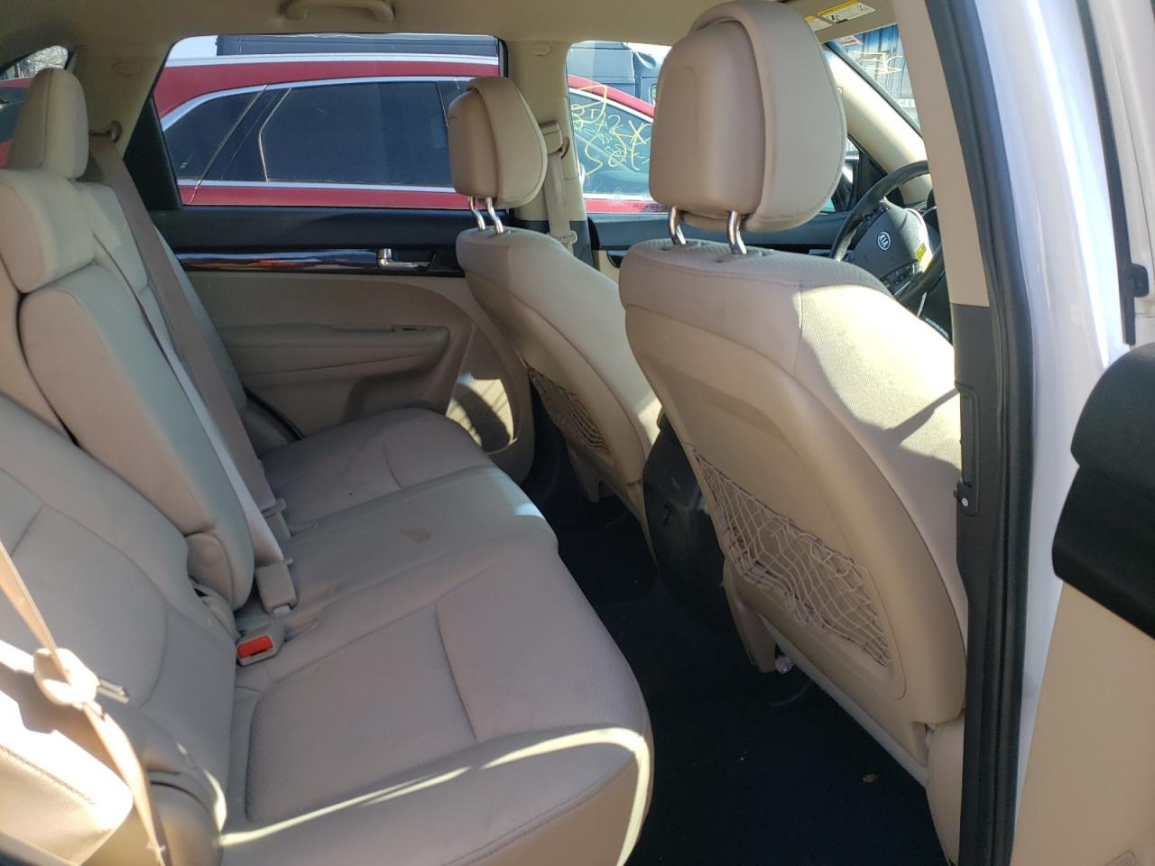 Photo 6 from auction – 2011 KIA SORENTO BA with VIN 5XYKTDA23BG092998