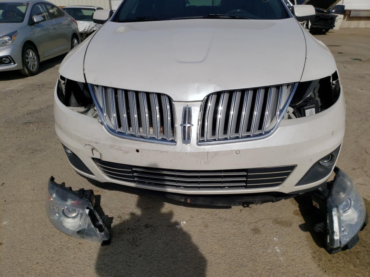 Photo 9 from auction – 2010 LINCOLN MKS with VIN 1LNHL9DR7AG608271