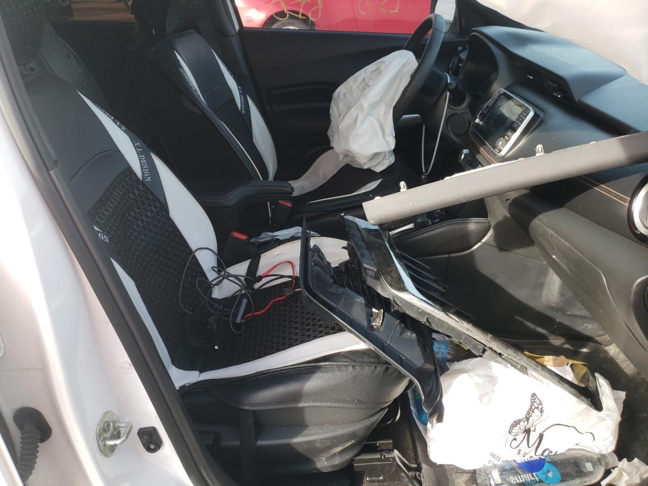 Photo 5 from auction – 2020 NISSAN KICKS SR with VIN 3N1CP5DV9LL576403