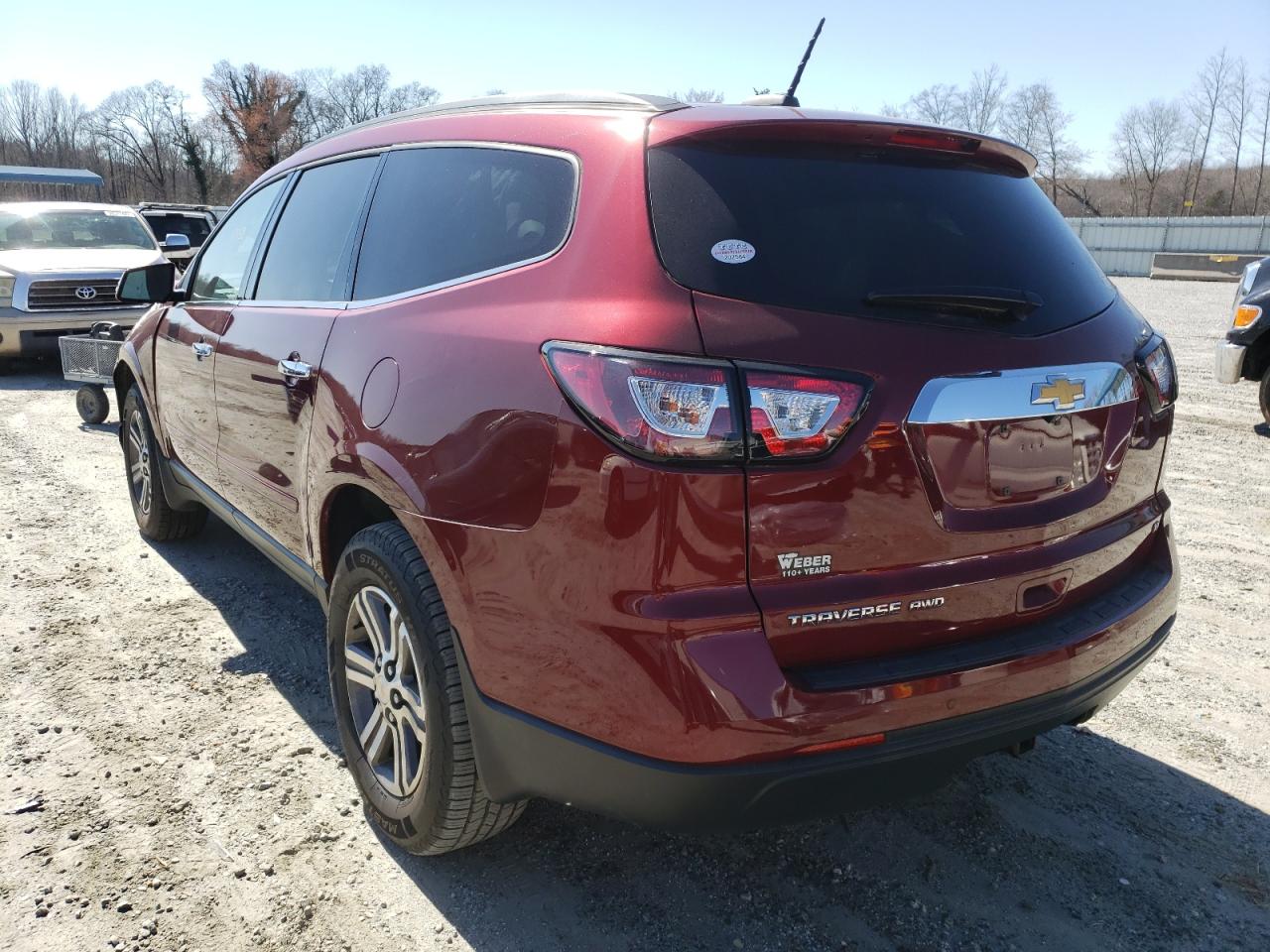 Photo 3 from auction – 2017 CHEVROLET TRAVERSE L with VIN 1GNKVHKD6HJ148336