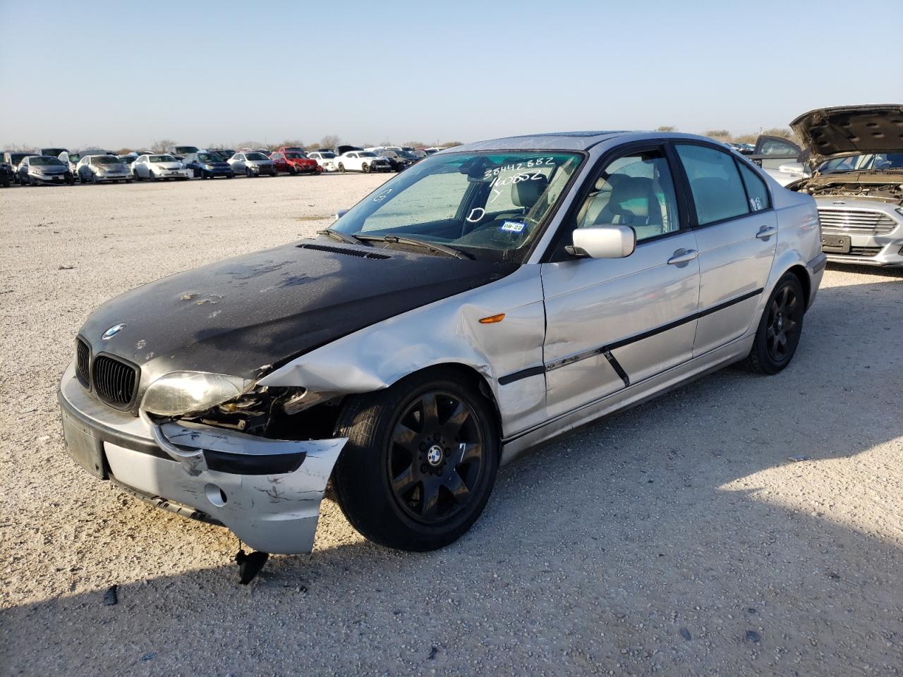 Photo 9 from auction – 2003 BMW 325 I with VIN WBAEV33423KL82612