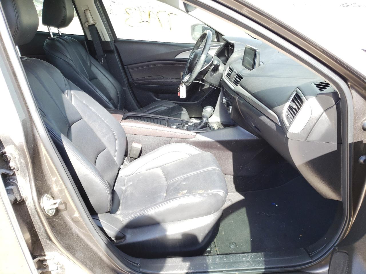 Photo 5 from auction – 2018 MAZDA 3 TOURING with VIN 3MZBN1V34JM178718