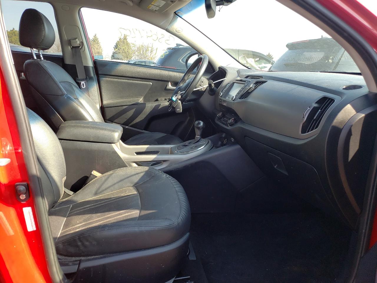Foto 5 de la subasta – 2014 KIA SPORTAGE E con VIN KNDPCCAC9E7575891