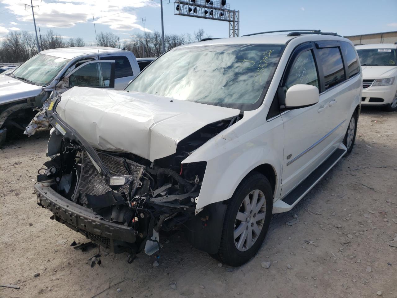 Photo 2 from auction – 2009 CHRYSLER TOWN & COU with VIN 2A8HR54129R660884
