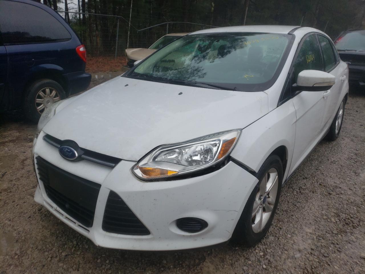 Photo 2 from auction – 2014 FORD FOCUS SE with VIN 1FADP3F28EL103122
