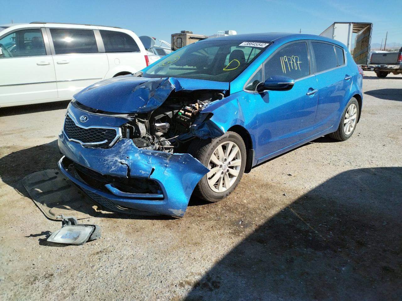 Photo 2 from auction – 2015 KIA FORTE EX with VIN KNAFX5A84F5290128