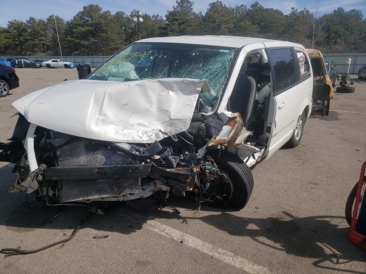 Photo 2 from auction – 2010 DODGE GRAND CARA with VIN 2D4RN4DE1AR395791