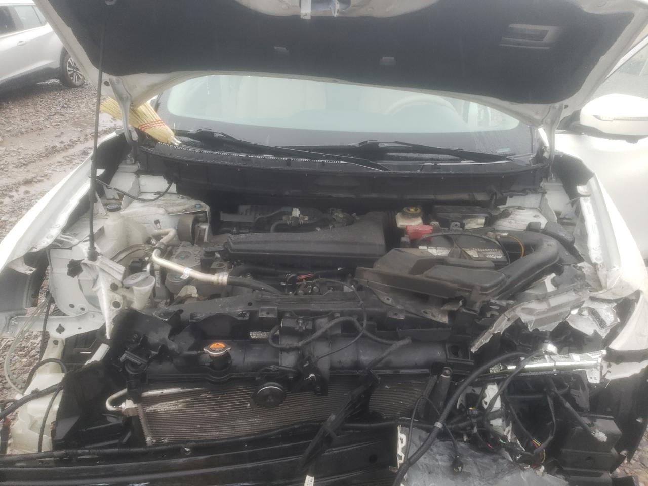 Photo 7 from auction – 2015 NISSAN ROGUE S with VIN KNMAT2MT8FP548162