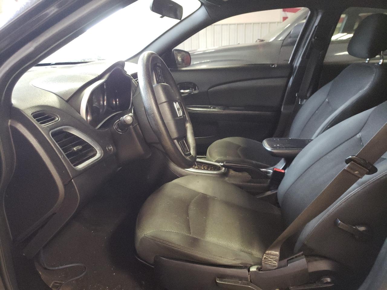 Photo 5 from auction – 2014 DODGE AVENGER SE with VIN 1C3CDZAB0EN139758