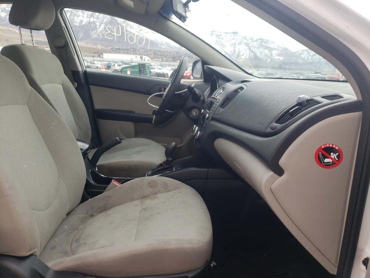 Foto 5 de la subasta – 2011 KIA FORTE EX con VIN KNAFU4A23B5426340
