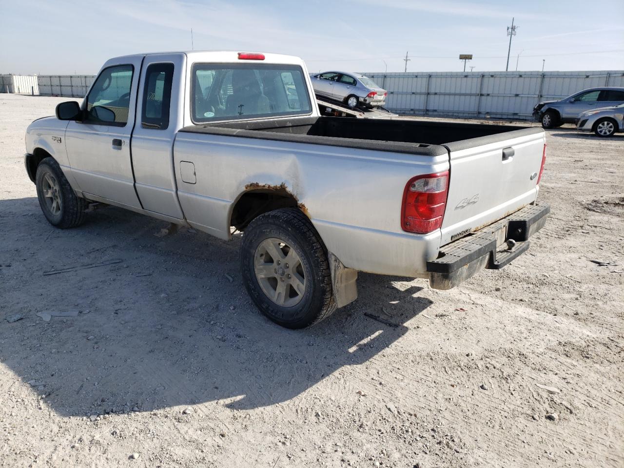 Photo 3 from auction – 2005 FORD RANGER SUP with VIN 1FTZR45E05PA45950