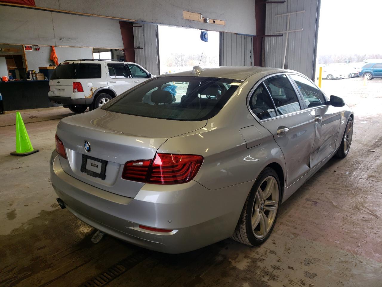 Photo 4 from auction – 2015 BMW 528 XI with VIN WBA5A7C59FG143125