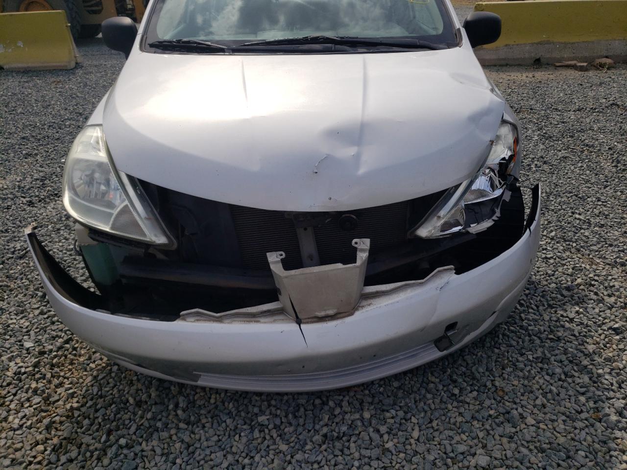 Photo 9 from auction – 2010 NISSAN VERSA S with VIN 3N1CC1AP2AL391584