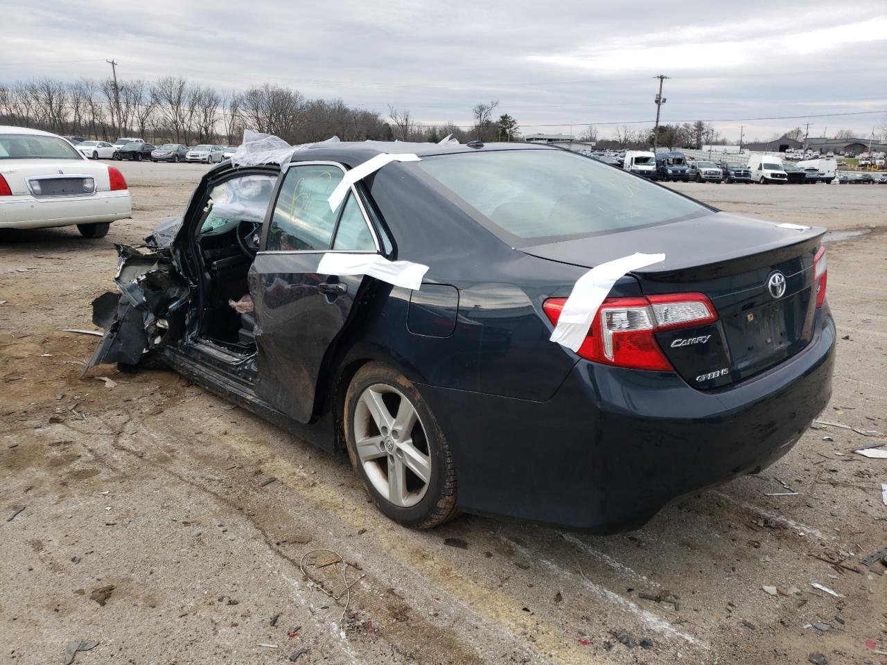 Photo 3 from auction – 2014 TOYOTA CAMRY L with VIN 4T1BF1FK9EU379582