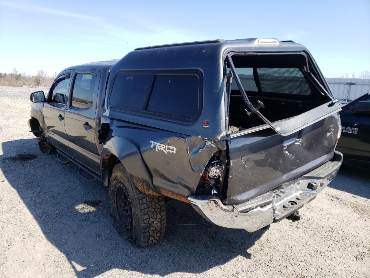 Photo 3 from auction – 2013 TOYOTA TACOMA DOU with VIN 5TFLU4EN9DX067027