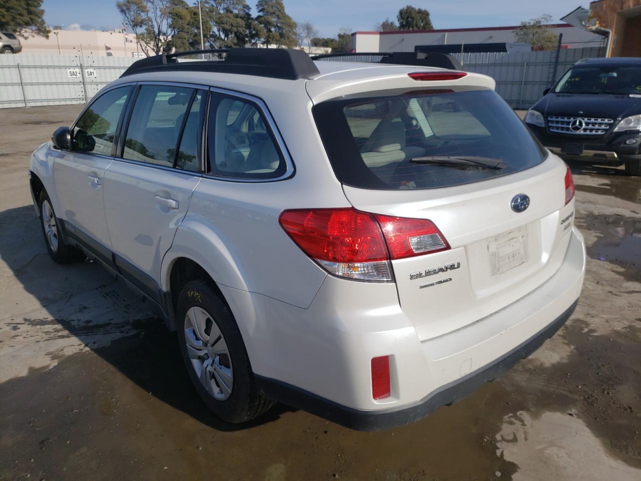 Photo 3 from auction – 2013 SUBARU OUTBACK 2. with VIN 4S4BRBAC4D3297938