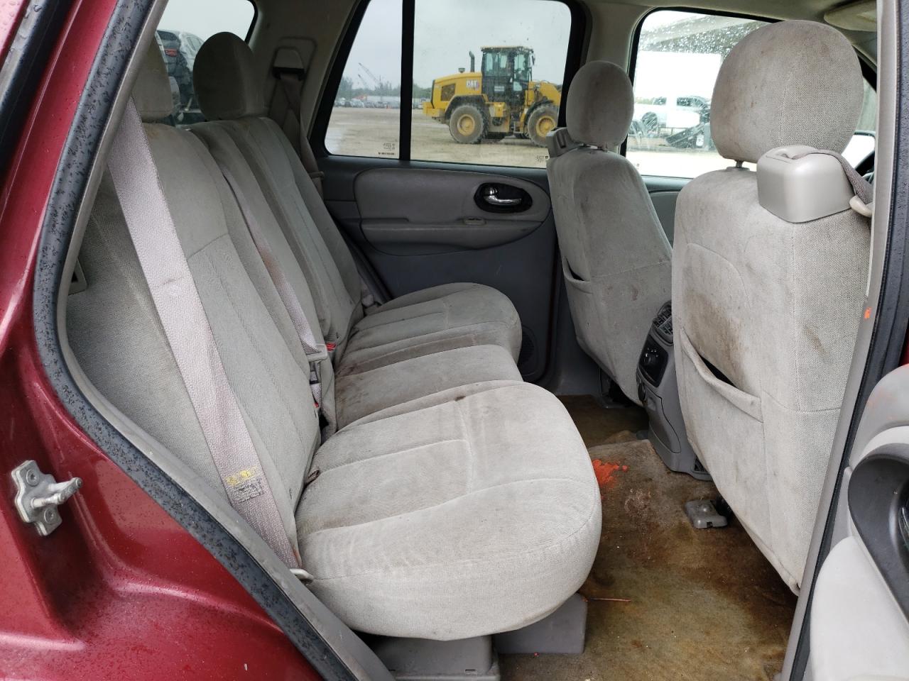 Photo 6 from auction – 2005 CHEVROLET TRAILBLAZE with VIN 1GNDT13S552259663