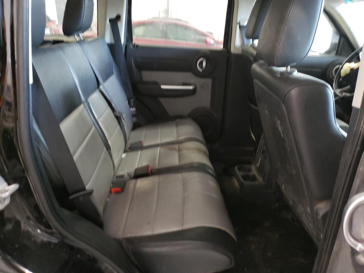 Photo 6 from auction – 2007 DODGE NITRO with VIN 1D8GU58K37W691166