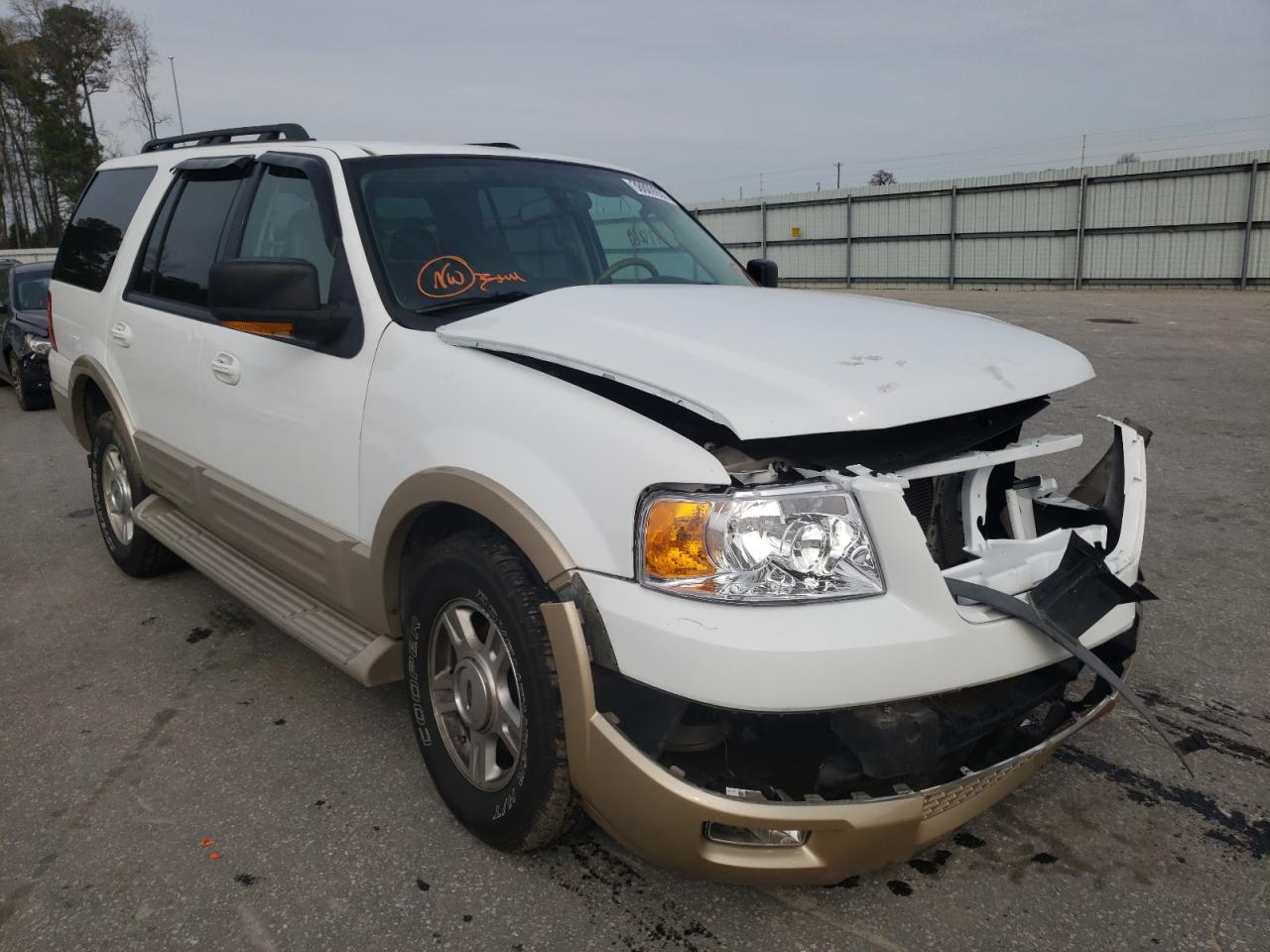FORD EXPEDITION 2006 with VIN 1FMPU17596LA86888 - Photo from auction