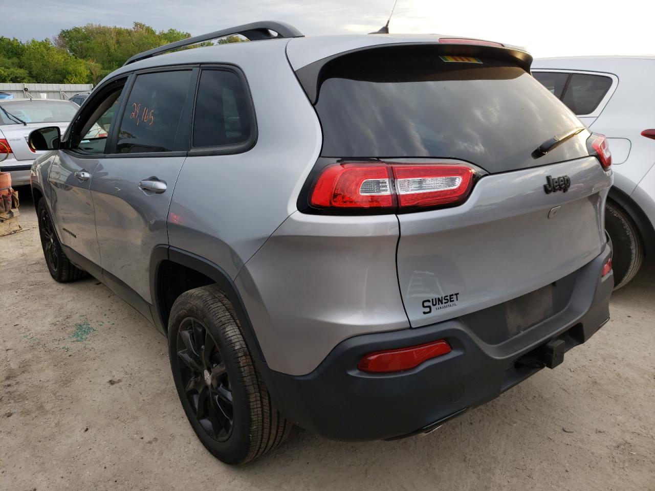 Photo 3 from auction – 2014 JEEP CHEROKEE L with VIN 1C4PJLCB9EW298935