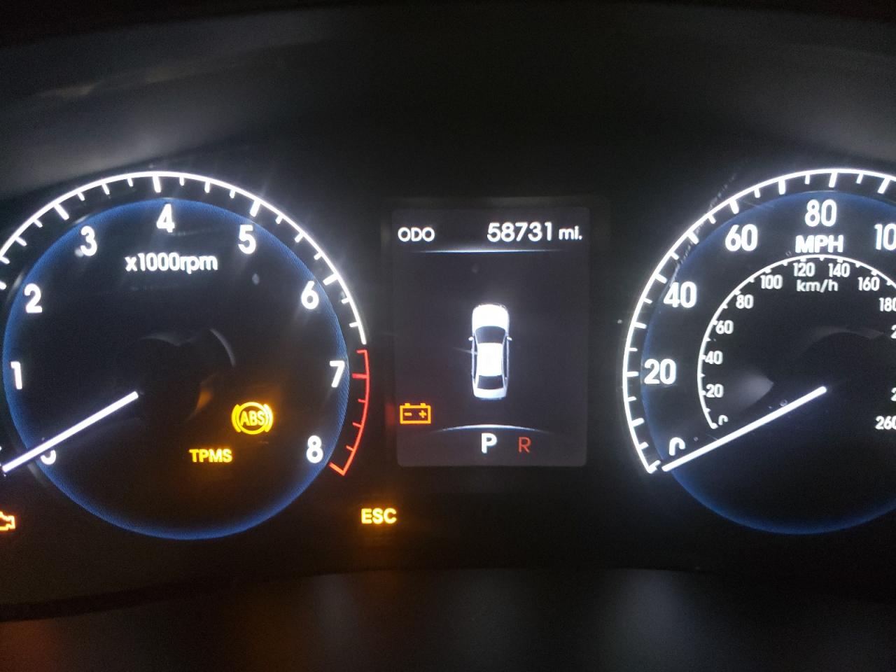 Photo 8 from auction – 2012 HYUNDAI GENESIS 3. with VIN KMHGC4DD0CU167137