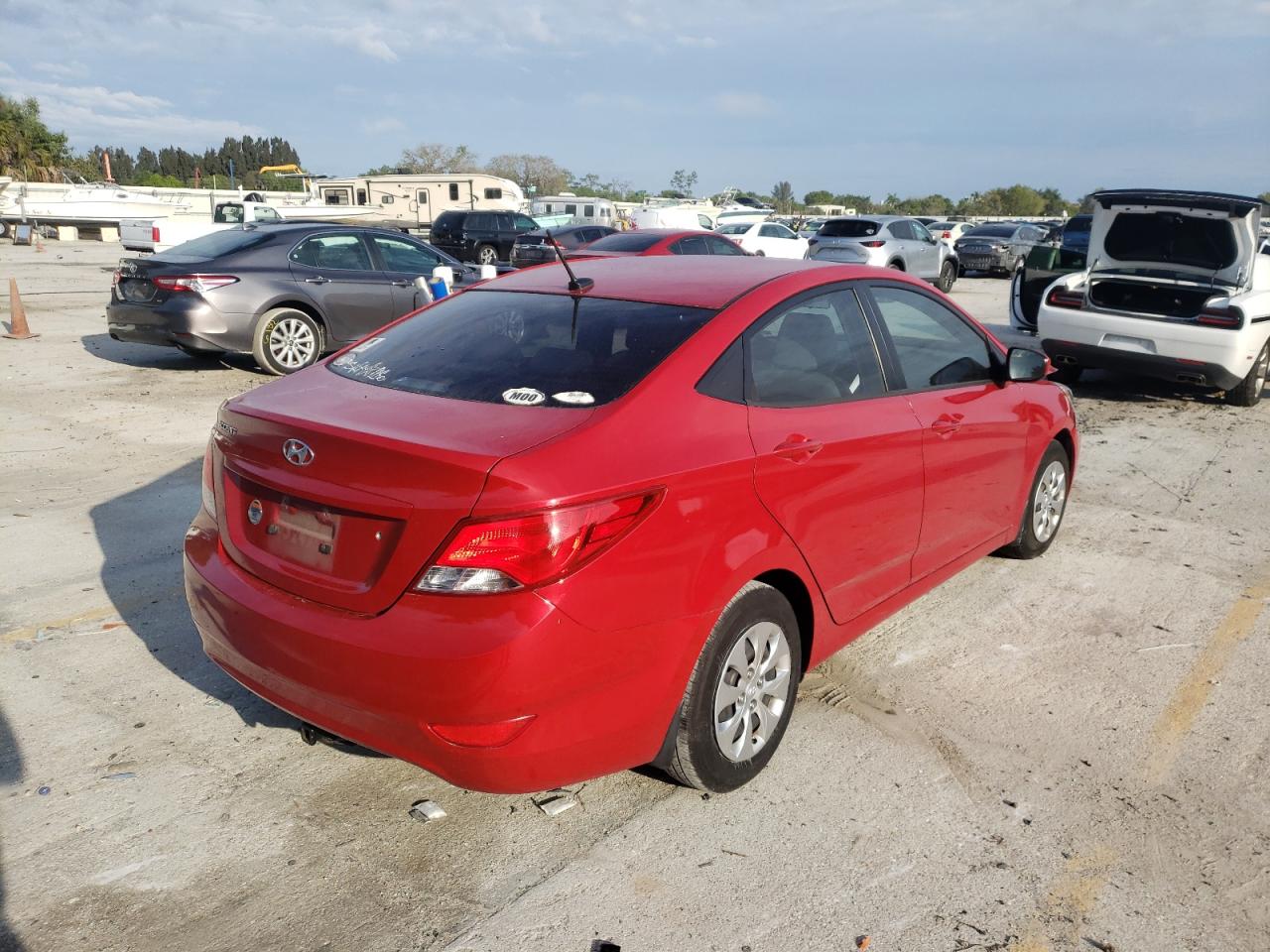 Photo 4 from auction – 2016 HYUNDAI ACCENT SE with VIN KMHCT4AEXGU970829