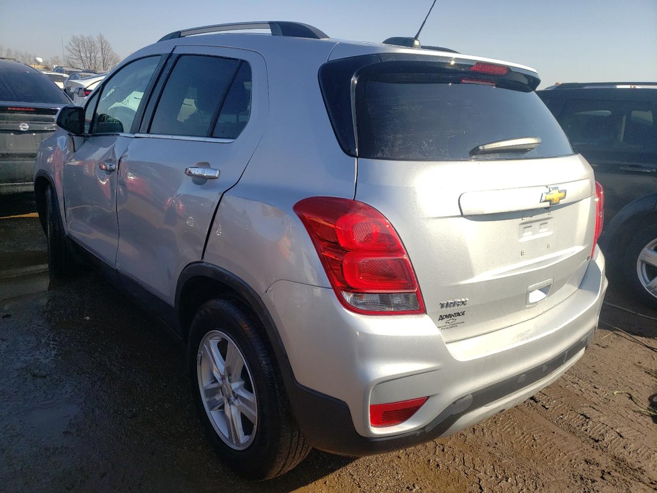 Photo 3 from auction – 2018 CHEVROLET TRAX 1LT with VIN 3GNCJLSB4JL242831