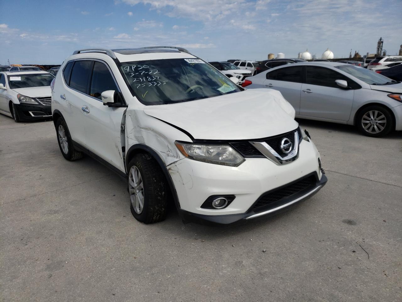 NISSAN ROGUE S 2014 with VIN 5N1AT2MT6EC753335 - Photo from auction
