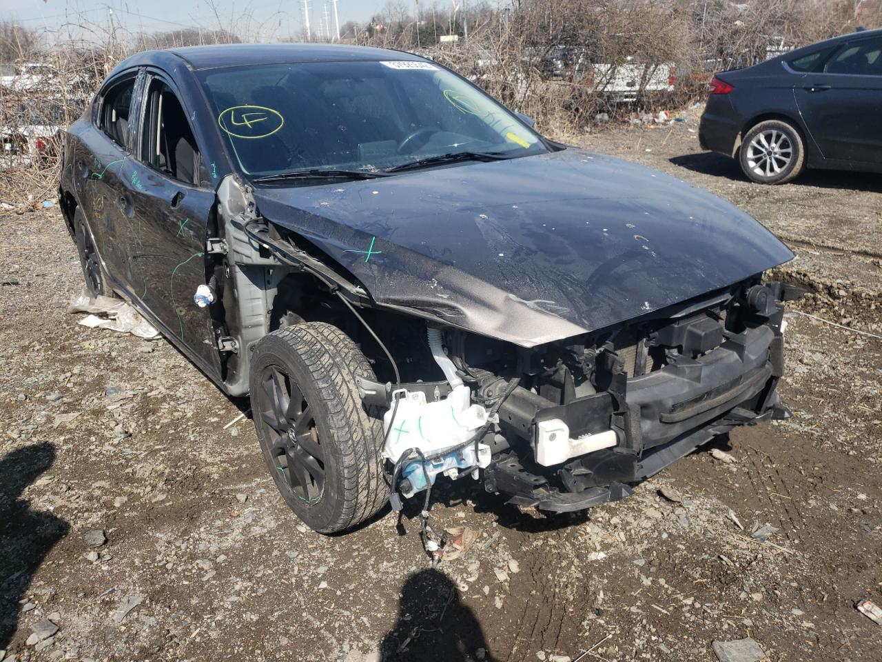 MAZDA 3 TOURING 2015 with VIN JM1BM1V72F1219344 - Photo from auction