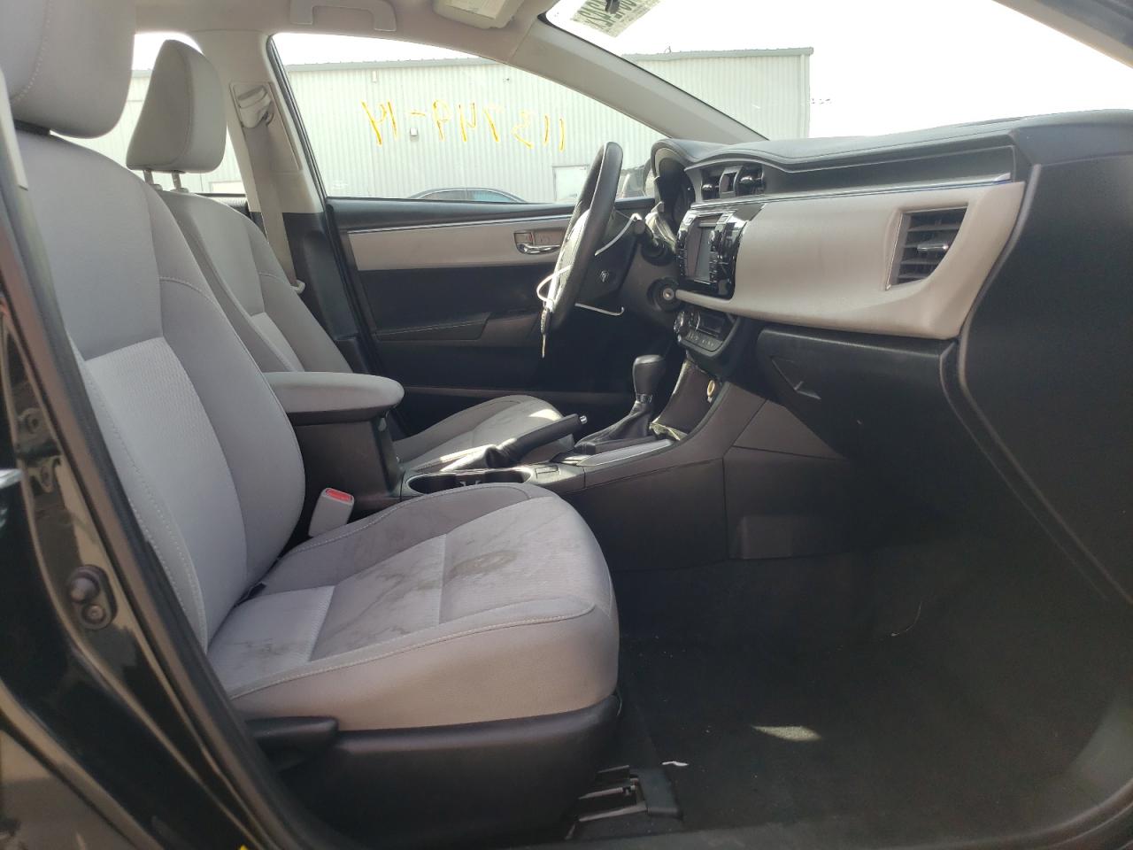 Photo 5 from auction – 2014 TOYOTA COROLLA L with VIN 5YFBURHE8EP049039