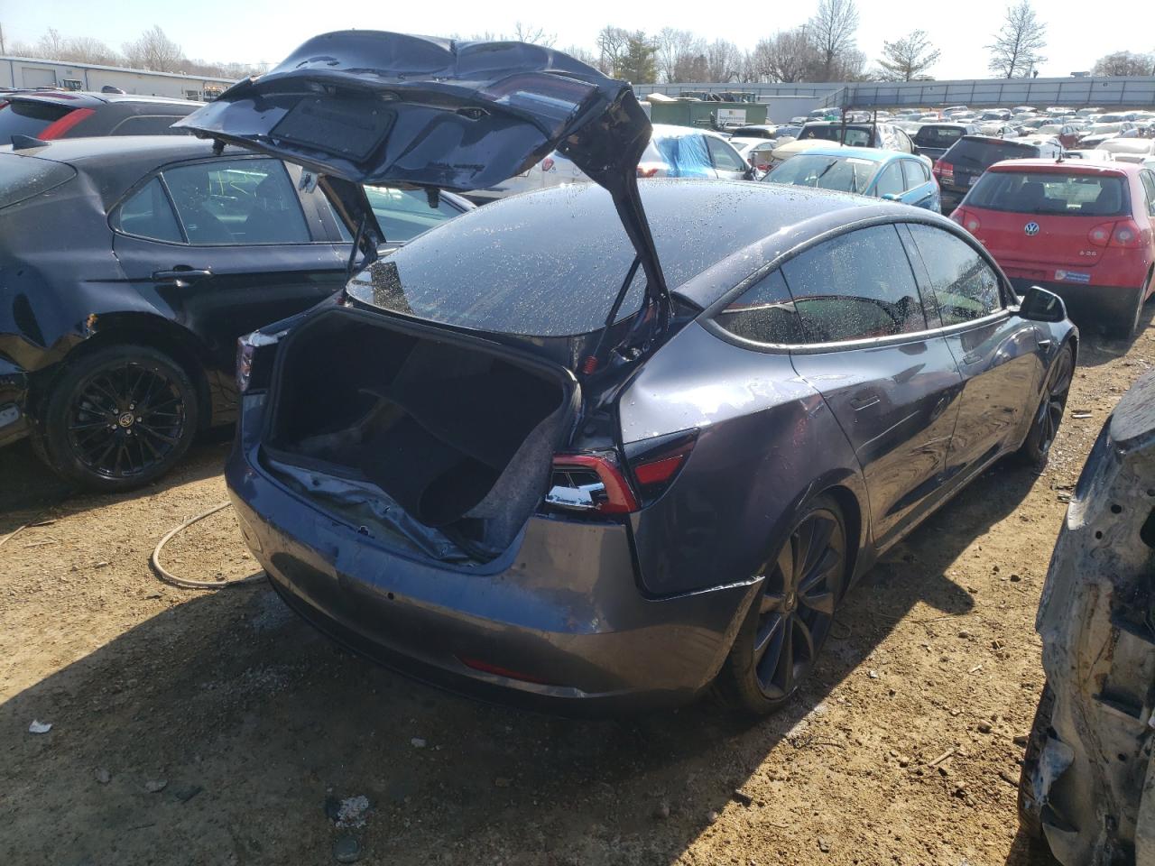 Photo 4 from auction – 2020 TESLA MODEL 3 with VIN 5YJ3E1EC0LF641033