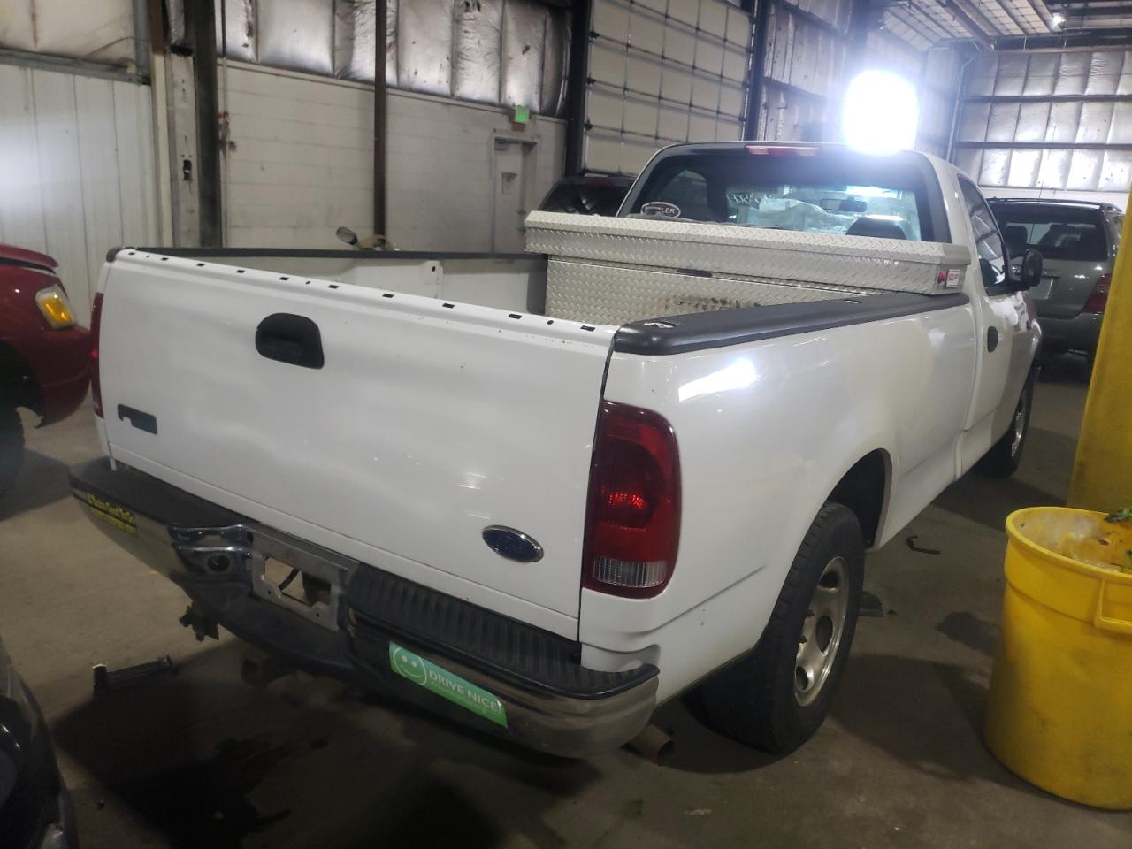 Photo 4 from auction – 2003 FORD F-150 with VIN 2FTRF17273CB09250