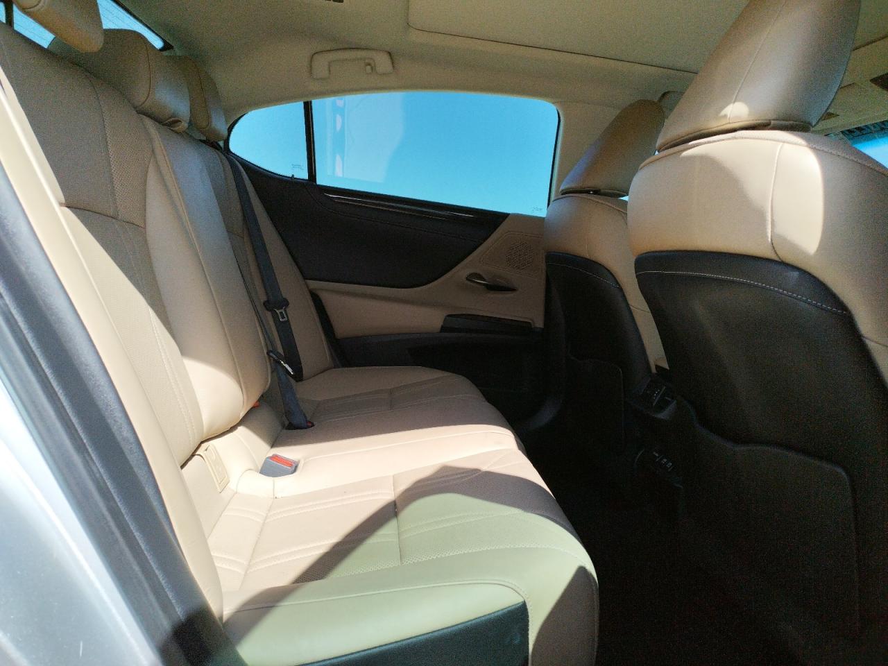 Photo 6 from auction – 2019 LEXUS ES 350 with VIN 58ABZ1B13KU049137