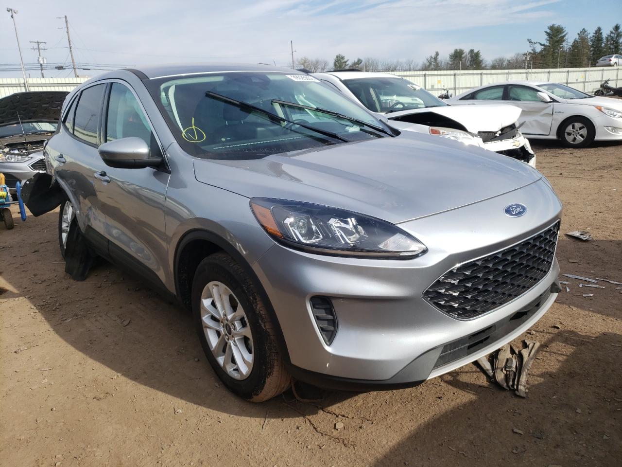 FORD ESCAPE SE 2021 with VIN 1FMCU0G69MUA10841 - Photo from auction