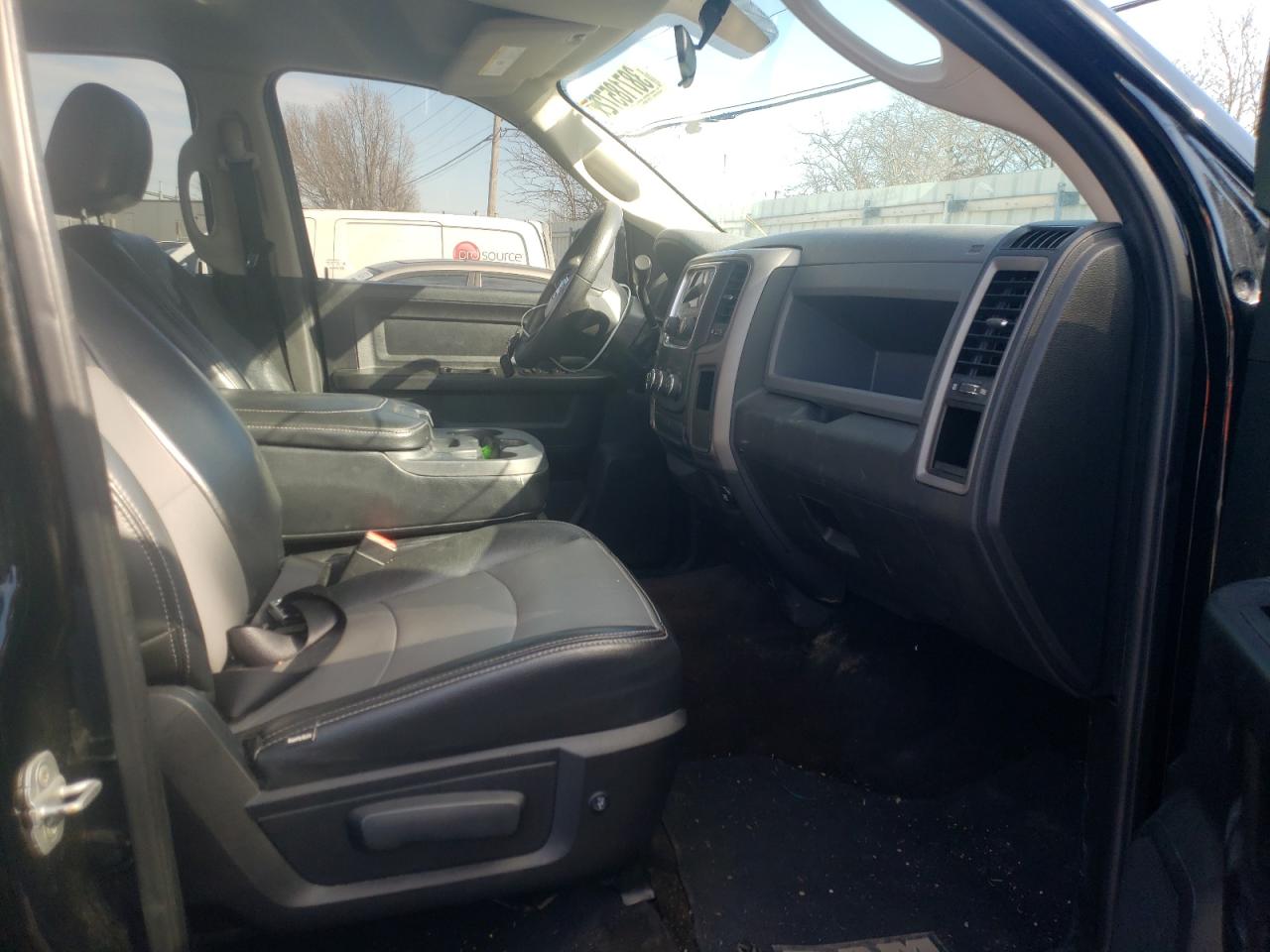 Photo 5 from auction – 2013 RAM 1500 ST with VIN 1C6RR7KT8DS593640