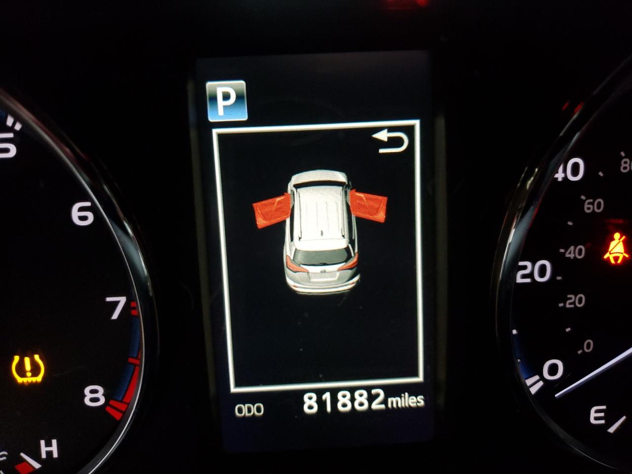 Photo 8 from auction – 2016 TOYOTA RAV4 XLE with VIN 2T3WFREV8GW288714
