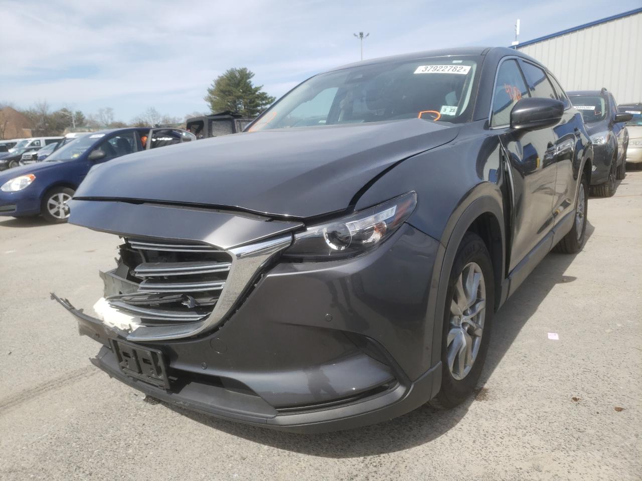 Photo 2 from auction – 2018 MAZDA CX-9 TOURI with VIN JM3TCBCY9J0218061