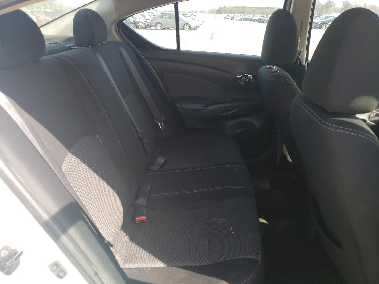 Photo 6 from auction – 2016 NISSAN VERSA S with VIN 3N1CN7APXGL903811