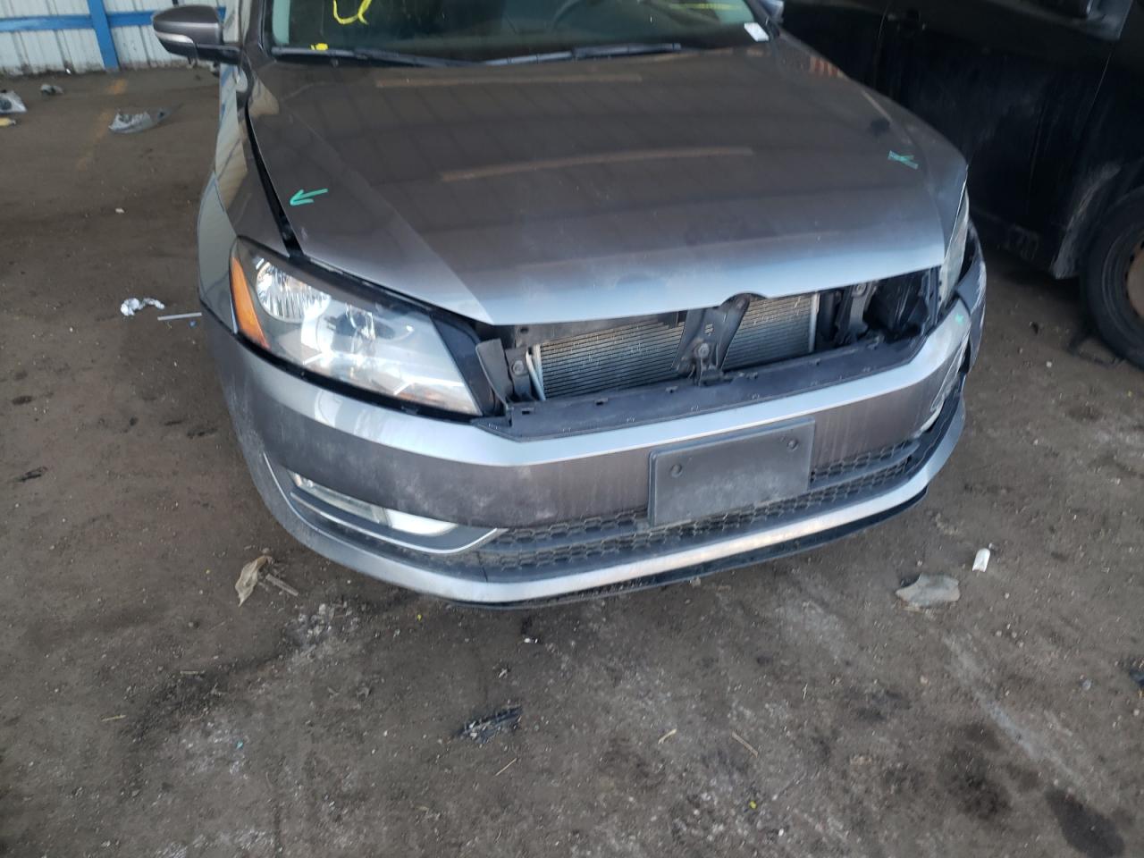 Photo 9 from auction – 2015 VOLKSWAGEN PASSAT SEL with VIN 1VWCT7A33FC058579
