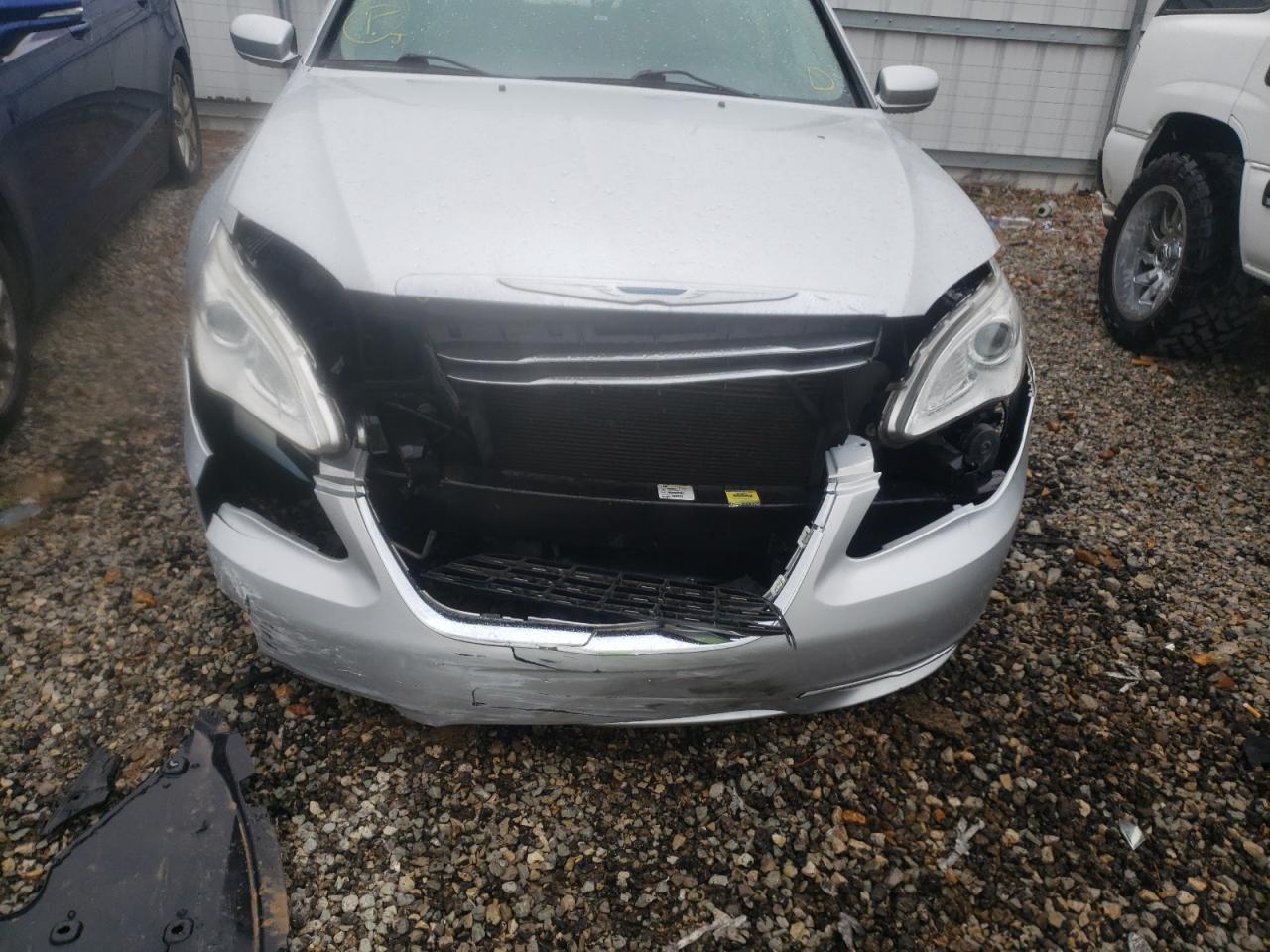 Photo 9 from auction – 2012 CHRYSLER 200 LX with VIN 1C3CCBAB6CN210954