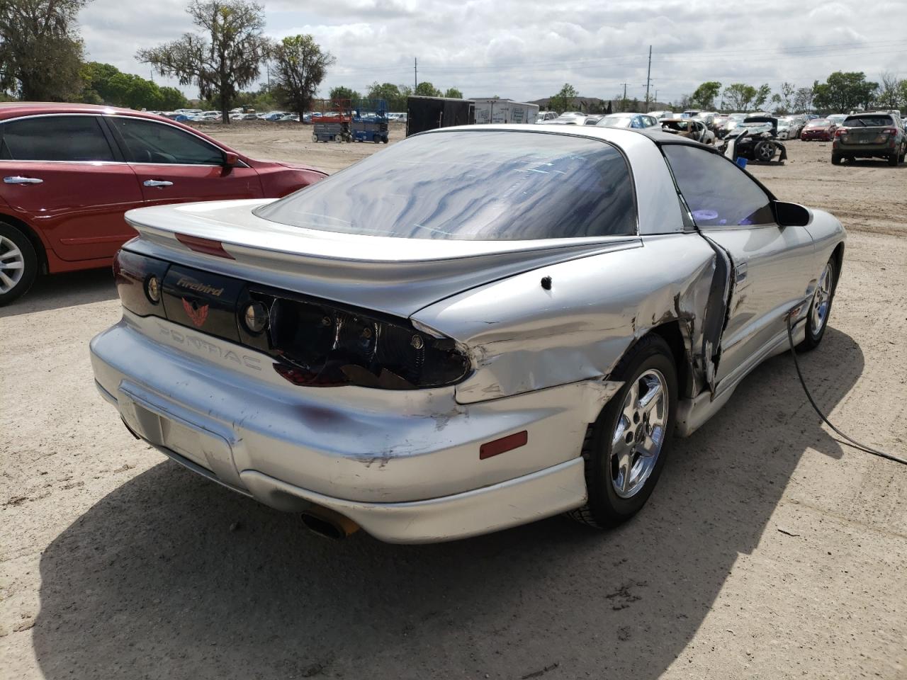 Photo 4 from auction – 2002 PONTIAC FIREBIRD with VIN 2G2FS22K122124671