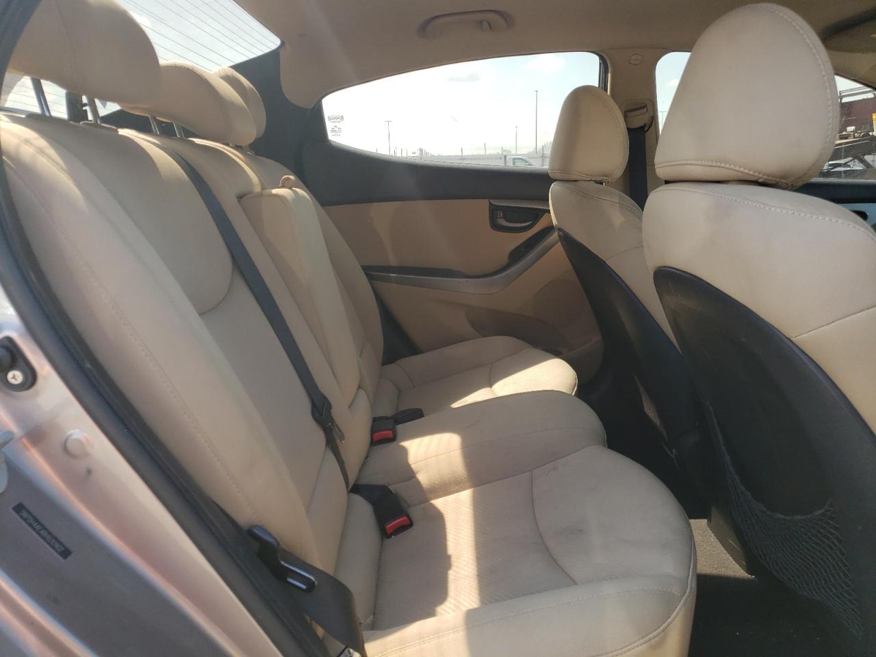 Photo 6 from auction – 2011 HYUNDAI ELANTRA GL with VIN 5NPDH4AEXBH030902