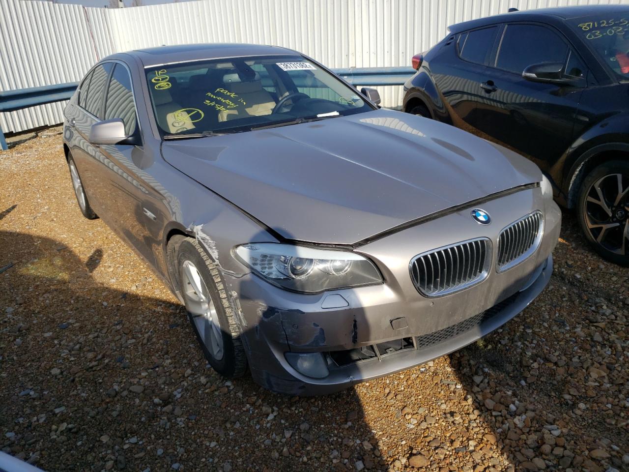 BMW 528 I 2012 with VIN WBAXG5C59CDY28573 - Photo from auction