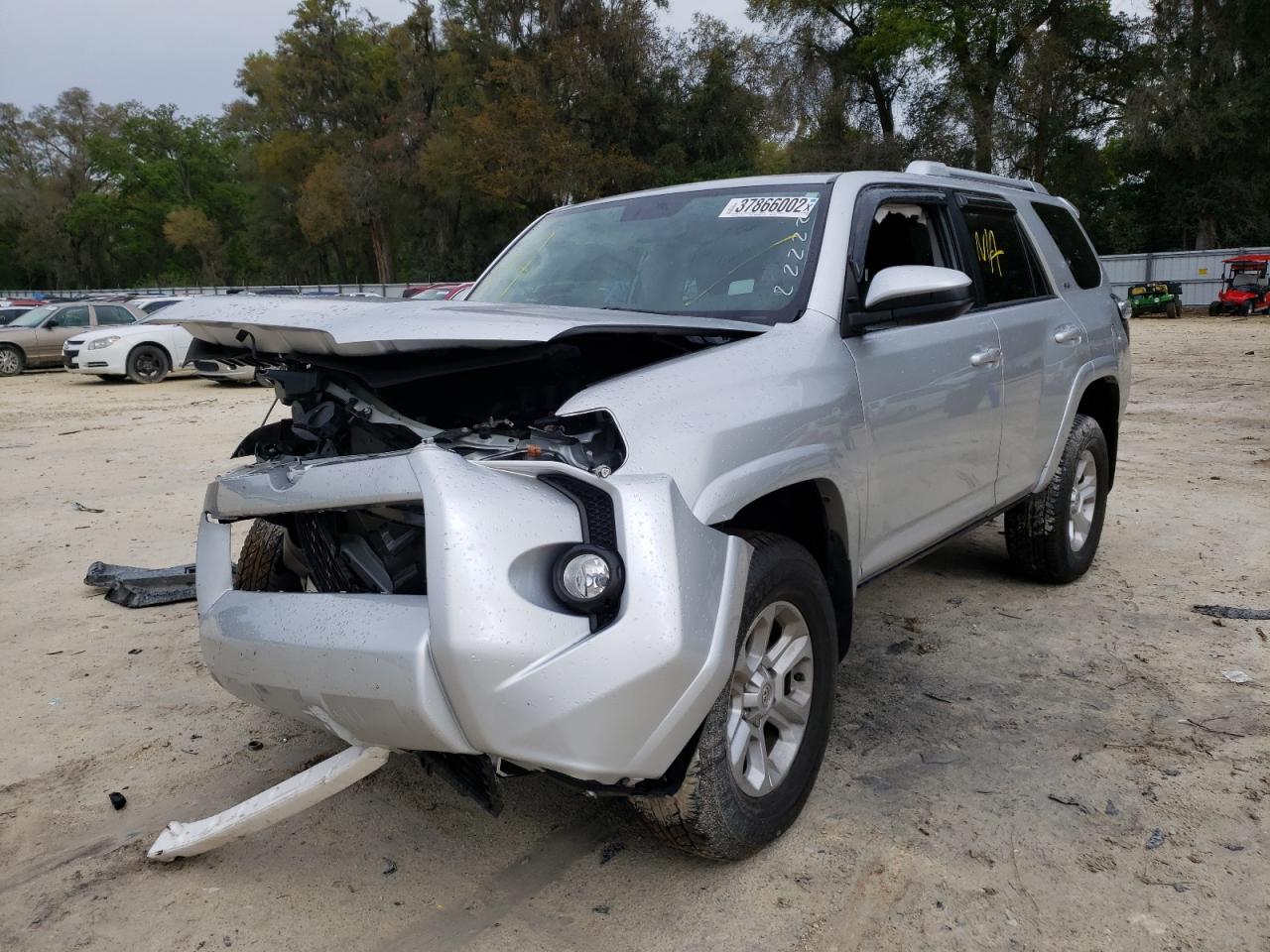 Photo 2 from auction – 2016 TOYOTA 4RUNNER SR with VIN JTEBU5JR2G5343182