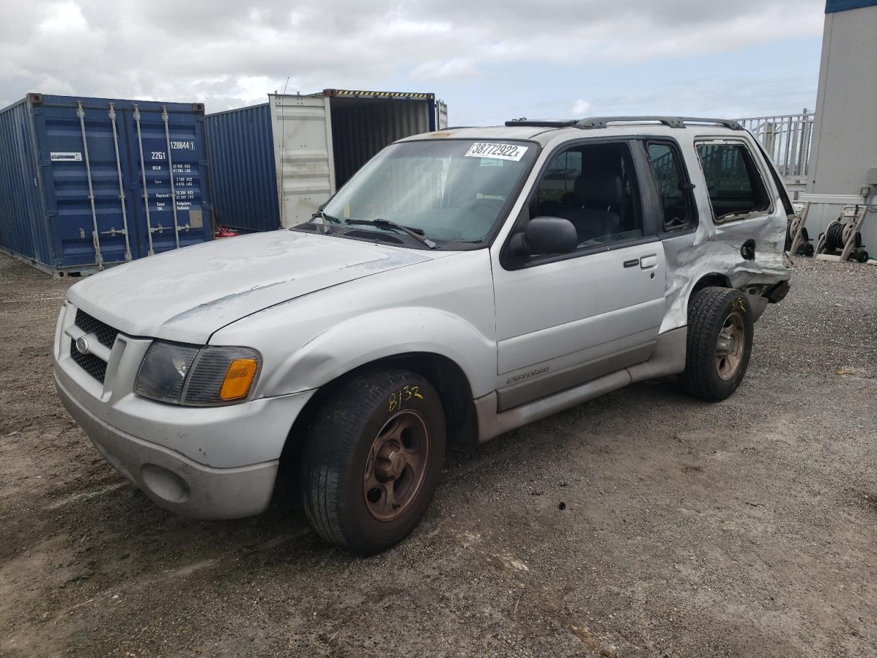 Photo 2 from auction – 2002 FORD EXPLORER S with VIN 1FMYU60E92UC16636