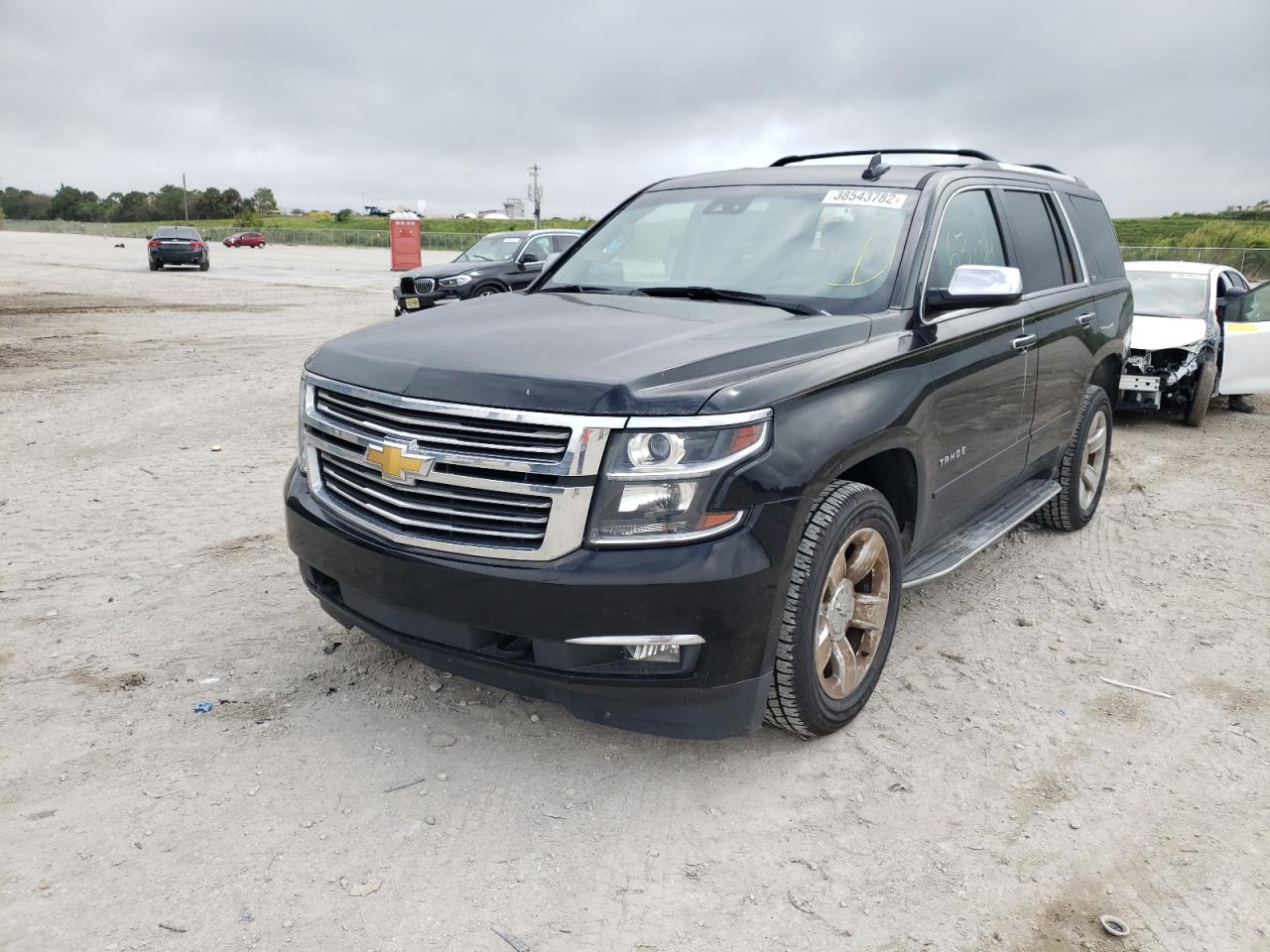 Photo 2 from auction – 2016 CHEVROLET TAHOE C150 with VIN 1GNSCCKC6GR174273