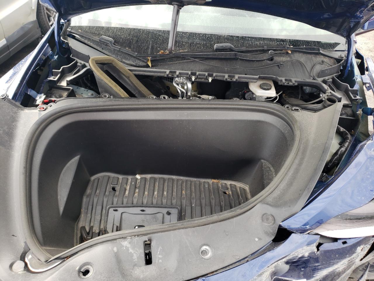 Photo 7 from auction – 2020 TESLA MODEL Y with VIN 5YJYGDEF2LF001353