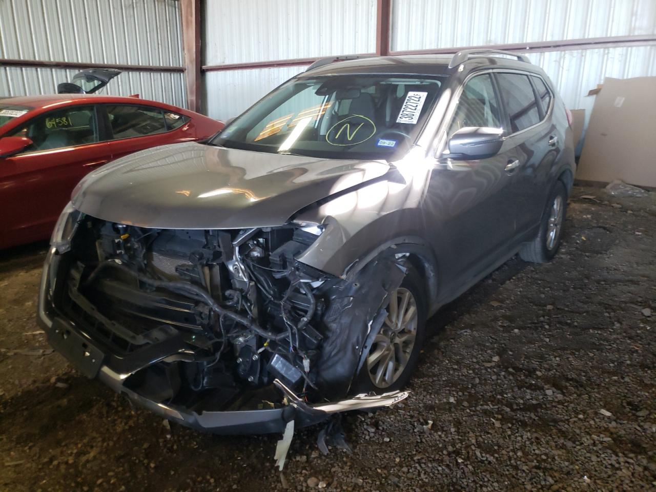 Photo 2 from auction – 2019 NISSAN ROGUE S with VIN KNMAT2MT5KP502072