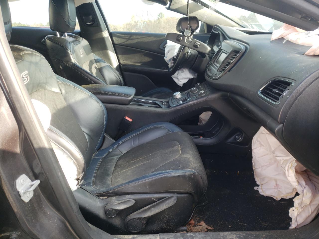 Photo 5 from auction – 2015 CHRYSLER 200 S with VIN 1C3CCCBB9FN593958